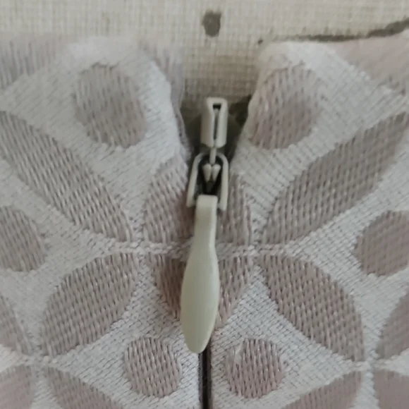 Elegant Cream Peplum Skirt Suit - Picture 8 of 16